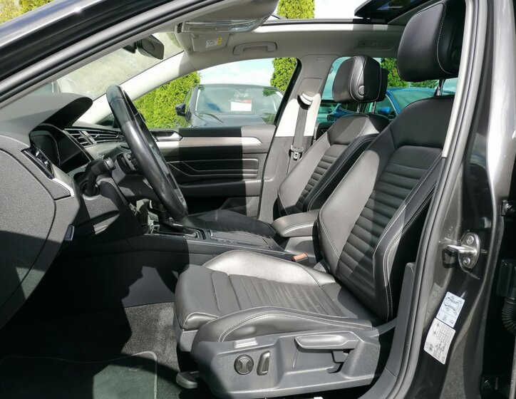 Volkswagen Passat 10