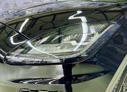 Jaguar E-Pace 8