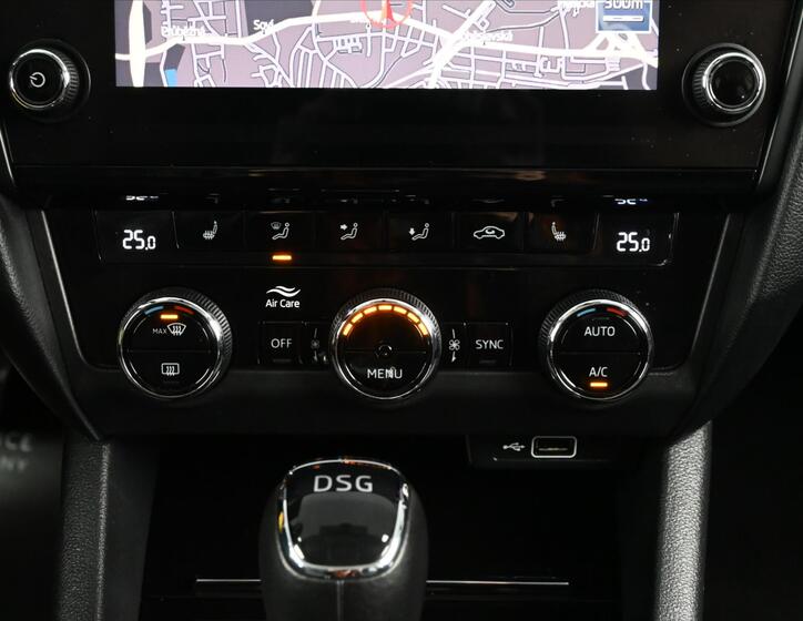 Škoda Octavia 22