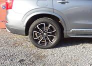 Volvo XC90 9