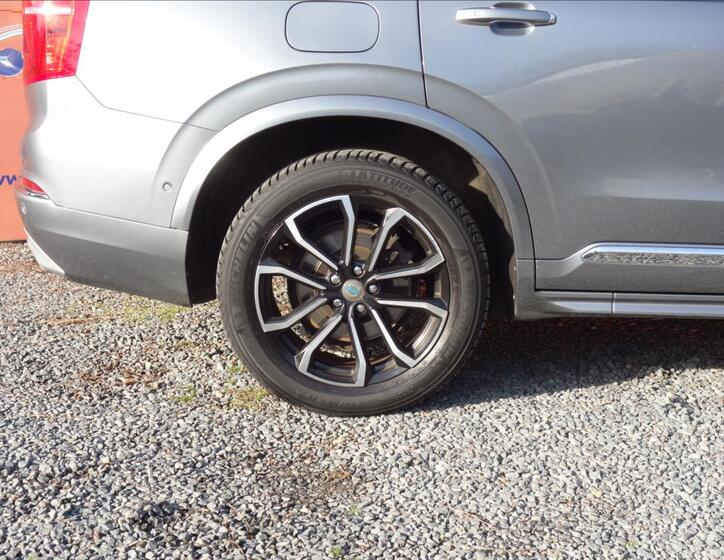 Volvo XC90 9