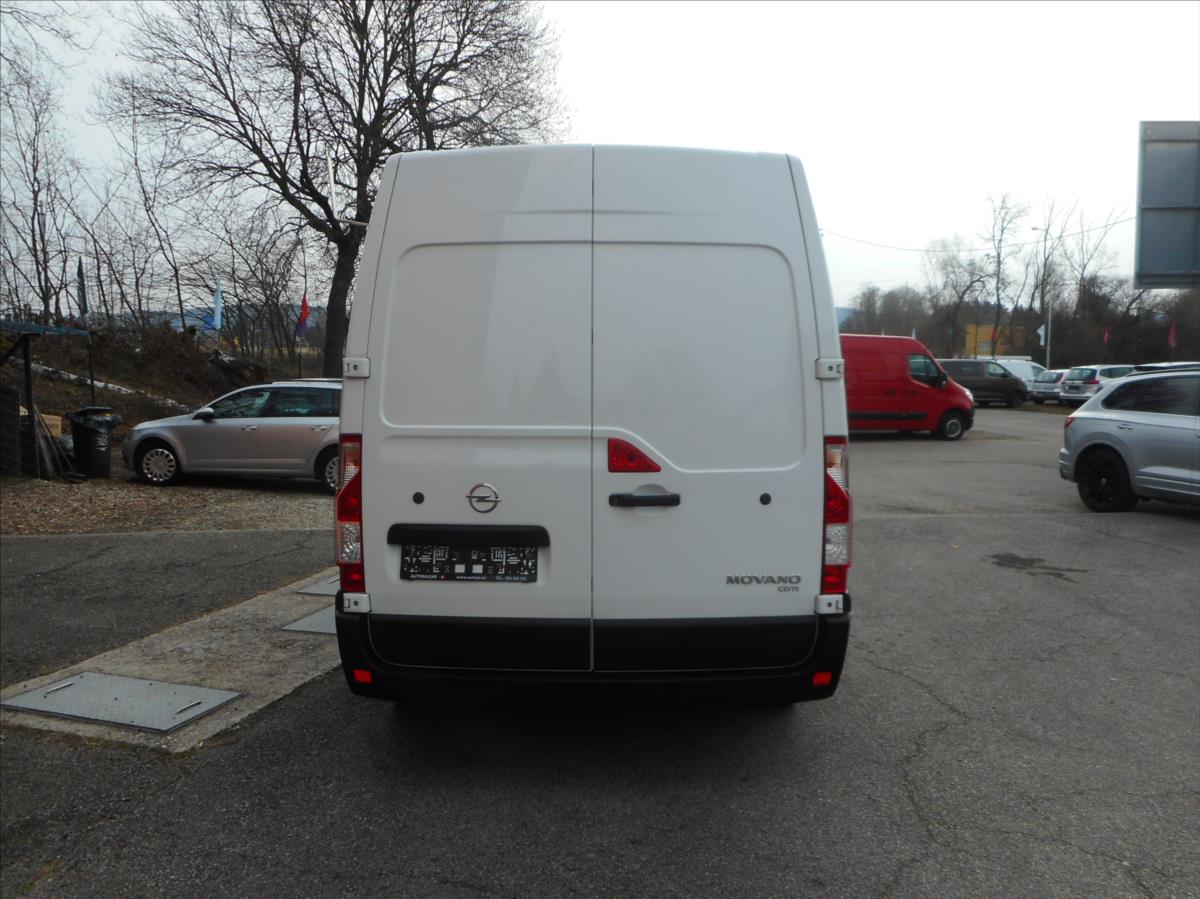 Opel Movano