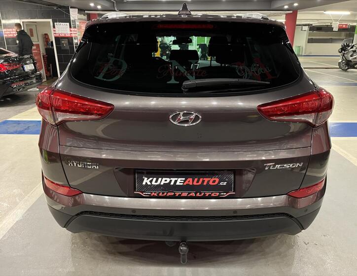 Hyundai Tucson 4