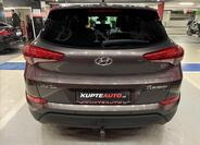 Hyundai Tucson 4