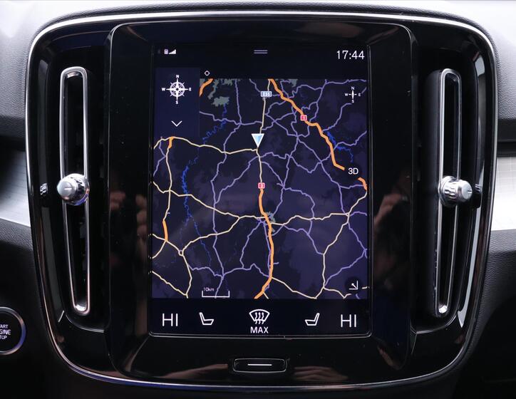 Volvo XC40 19