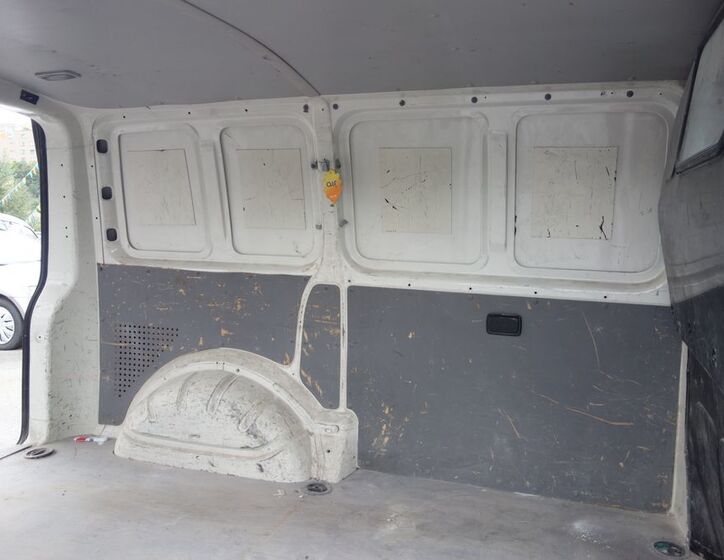 Volkswagen Transporter 24