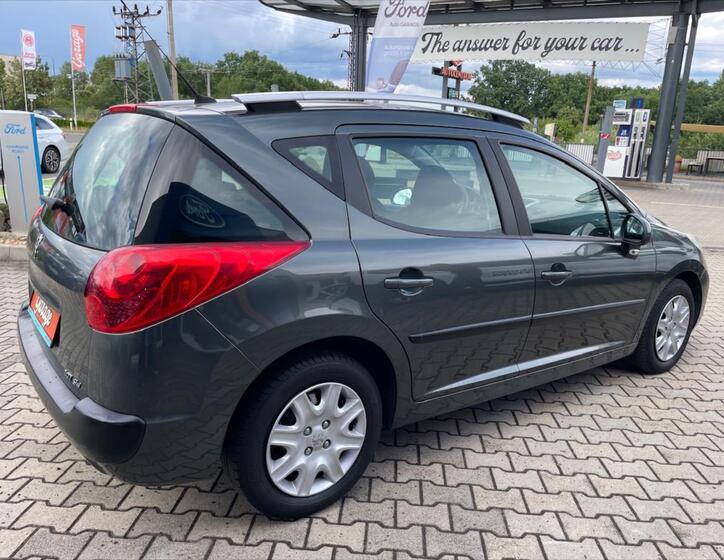 Peugeot 207 8