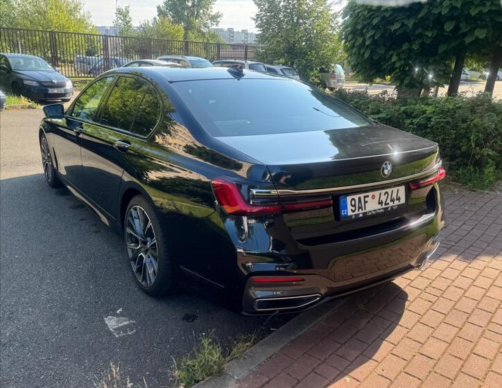 BMW Řada 7 4