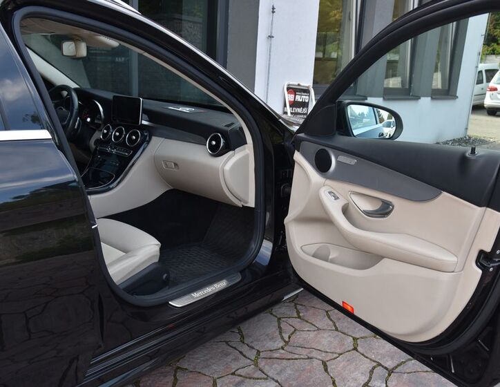 Mercedes-Benz Třídy C 18