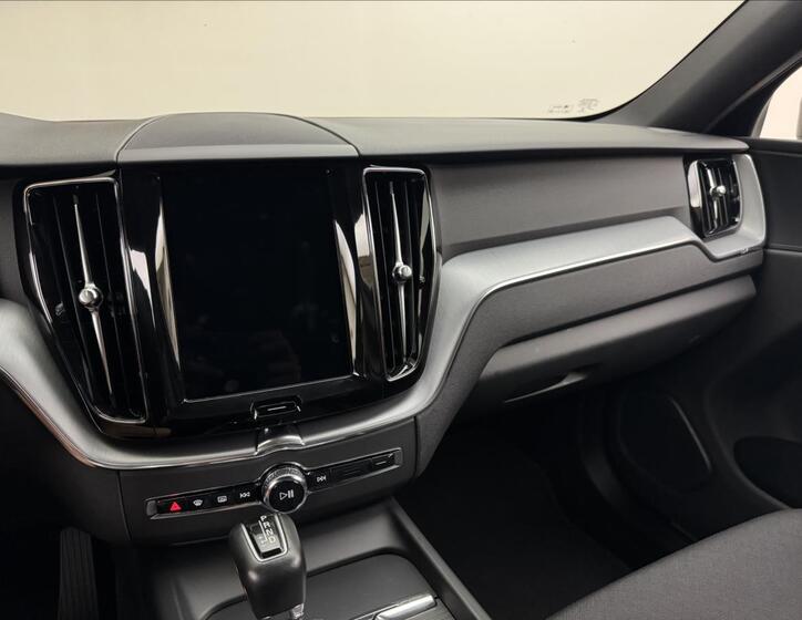 Volvo XC60 13