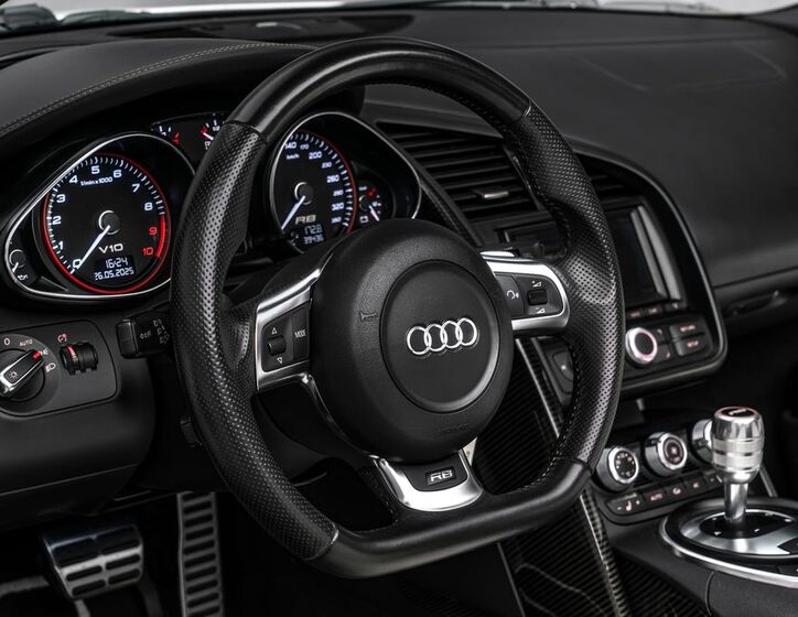 Audi R8 22