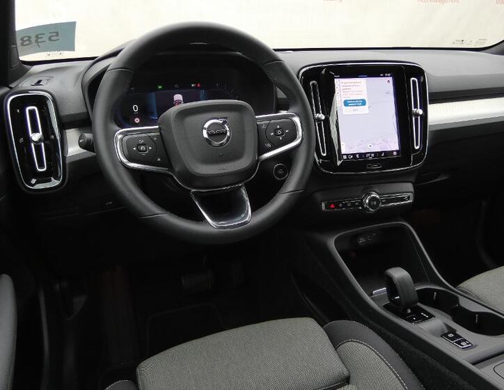 Volvo XC40 5