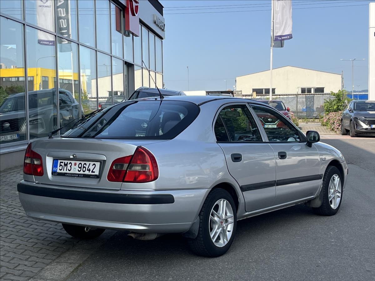 Mitsubishi Carisma