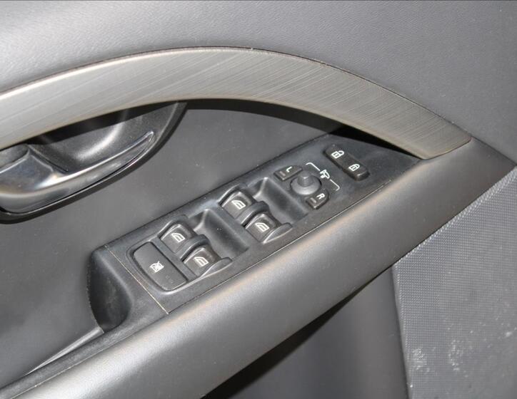 Volvo V70 12