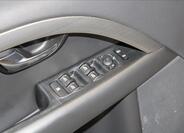 Volvo V70 12