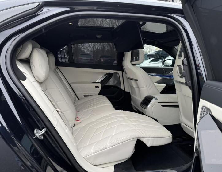 BMW Řada 7 10