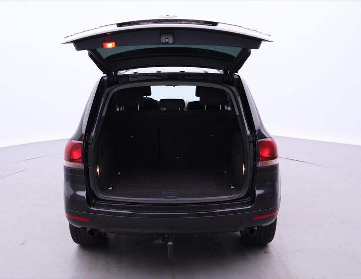 Volkswagen Touareg 9