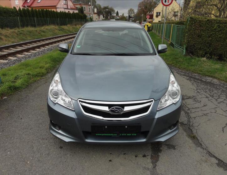 Subaru Legacy 11