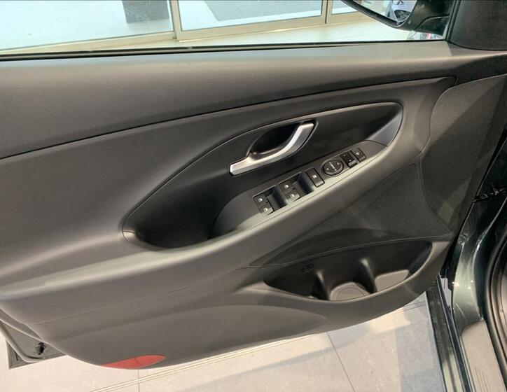 Hyundai i30 26