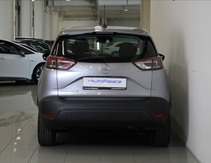 Opel Crossland X 4