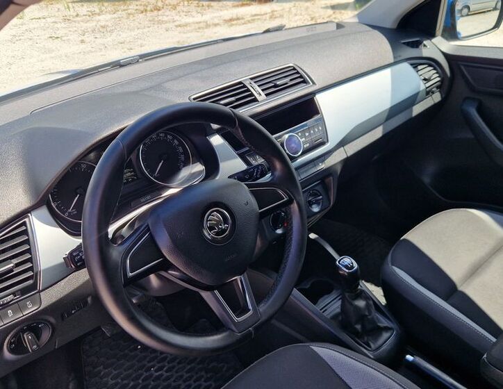 Škoda Fabia 10