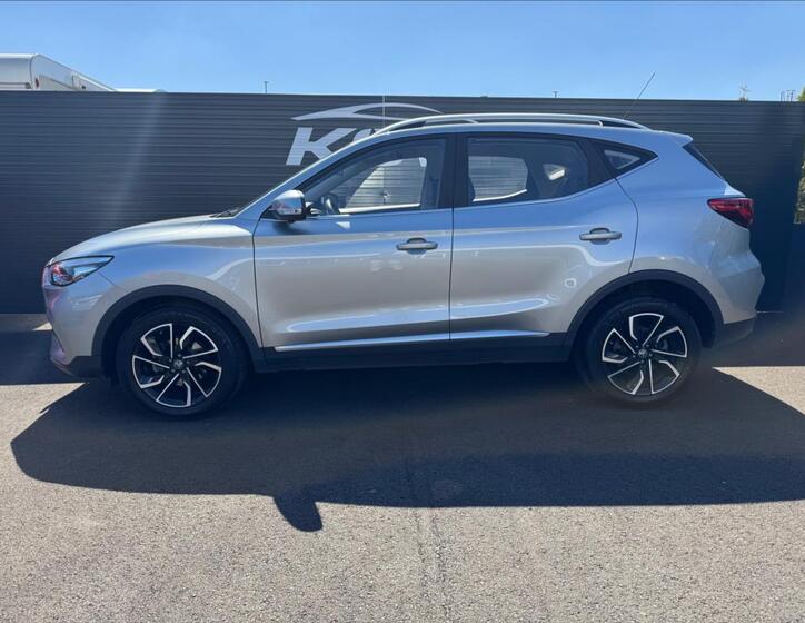 MG ZS 10
