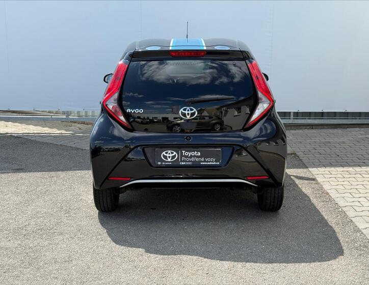 Toyota Aygo 5