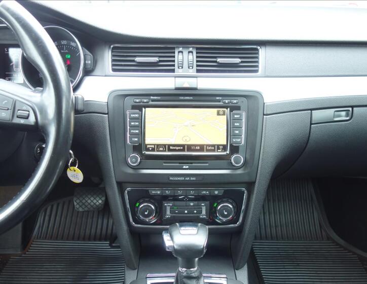 Škoda Superb 22