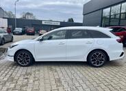 KIA Ceed 8