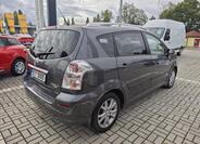 Toyota Corolla Verso 6