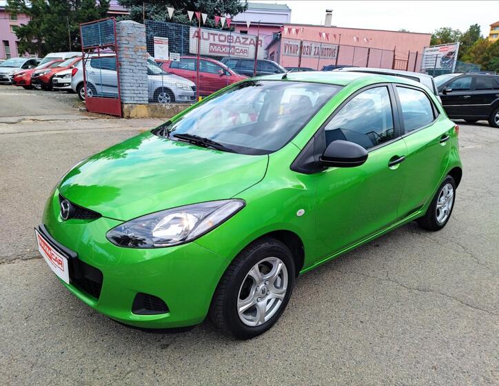 Mazda 2 1