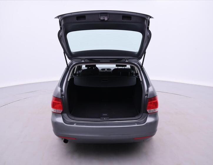 Volkswagen Golf 9