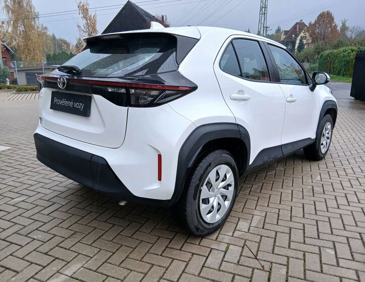 Toyota Yaris Cross 6