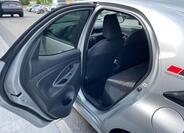 Toyota Yaris 10
