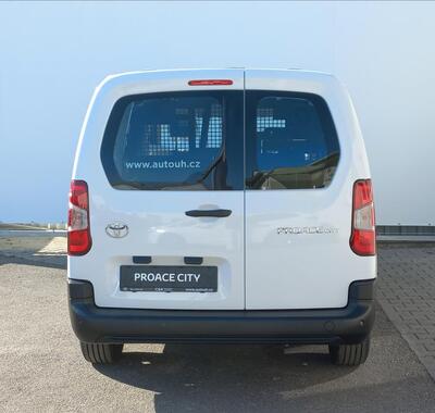 Toyota ProAce City 6