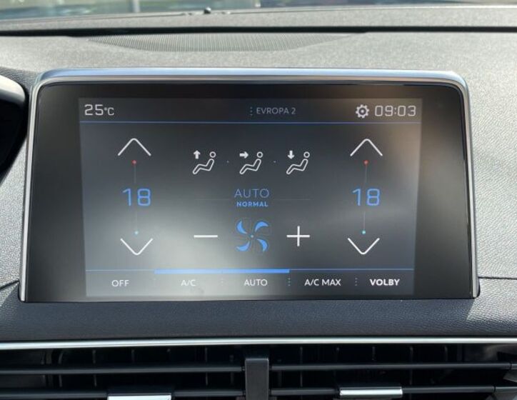 Peugeot 5008 16
