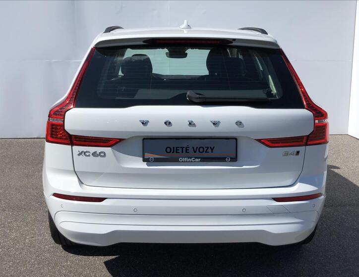Volvo XC60 8