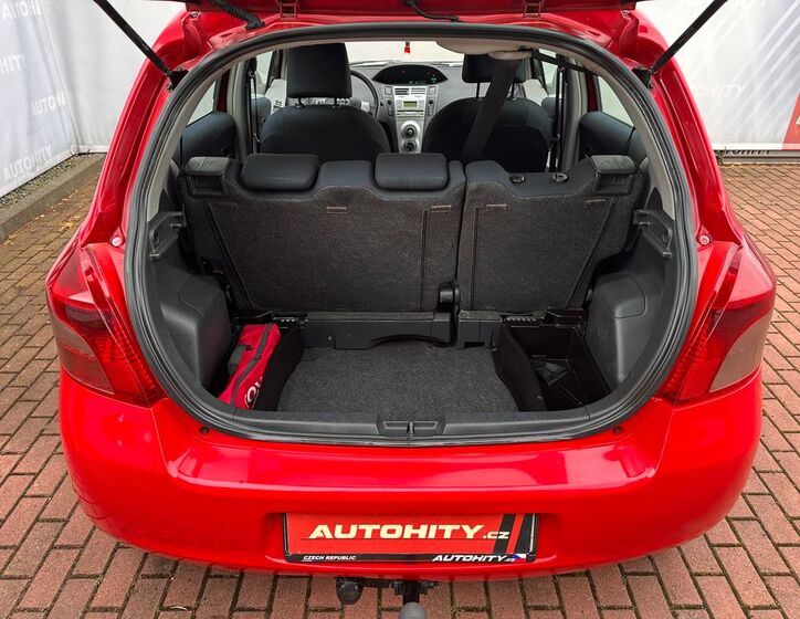Toyota Yaris 9