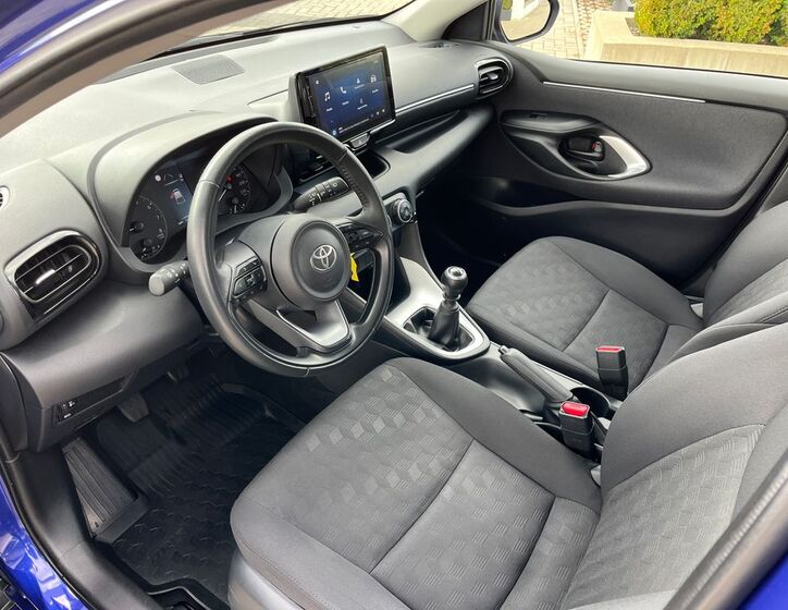 Toyota Yaris 14