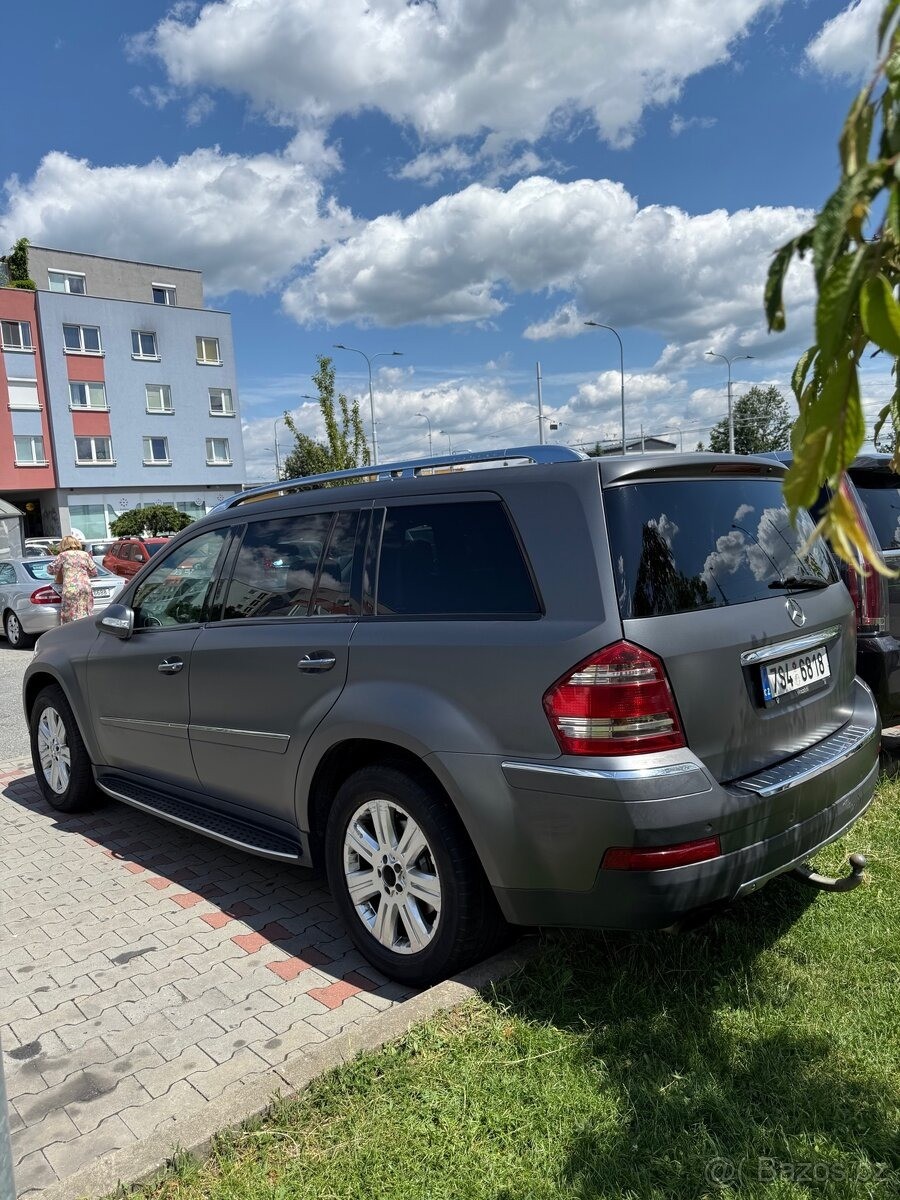 Mercedes-Benz GL