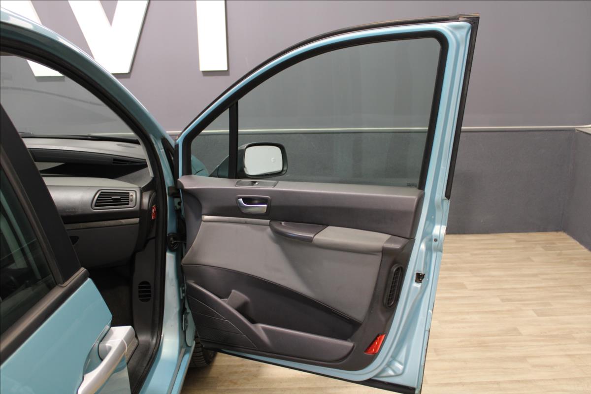 Citroën C8