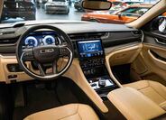 Jeep Grand Cherokee 21