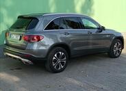 Mercedes-Benz GLC 8