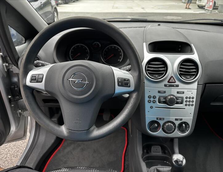 Opel Corsa 13