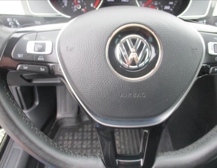 Volkswagen Passat 33