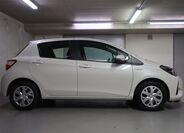 Toyota Yaris 4