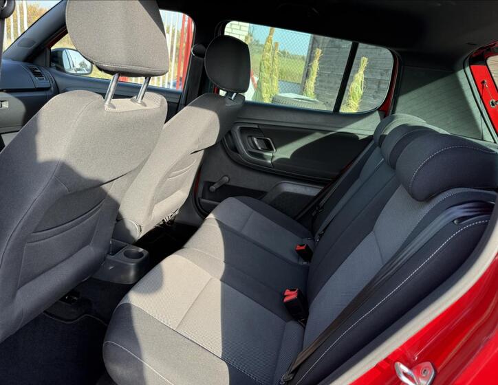 Škoda Fabia 19