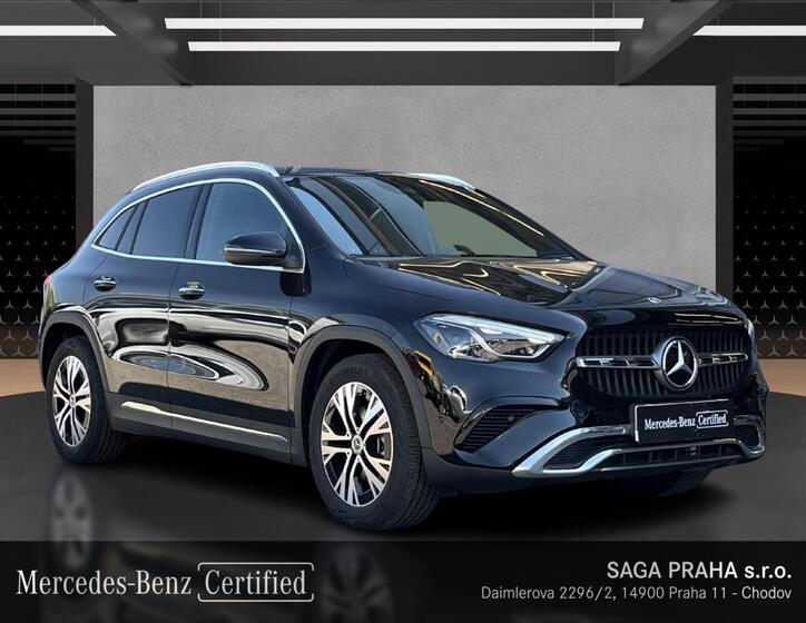 Mercedes-Benz GLA 7