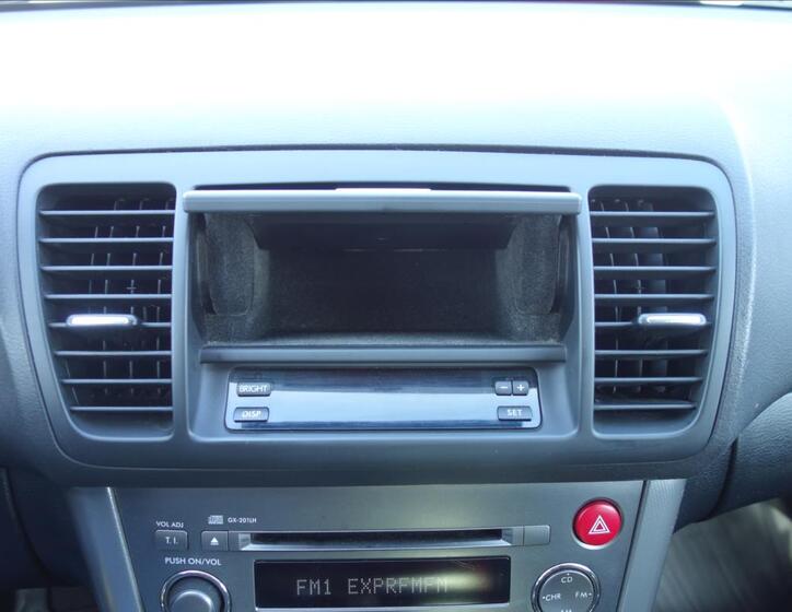 Subaru Legacy 22