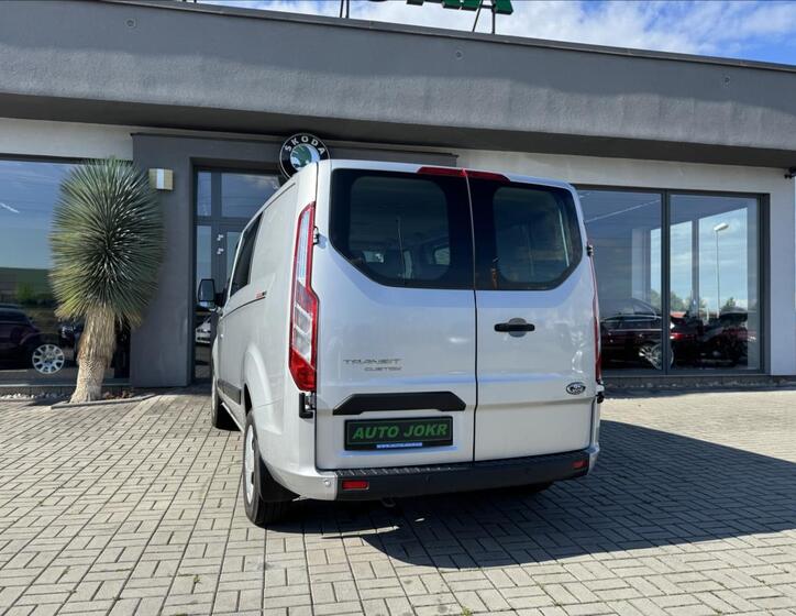 Ford Transit 7